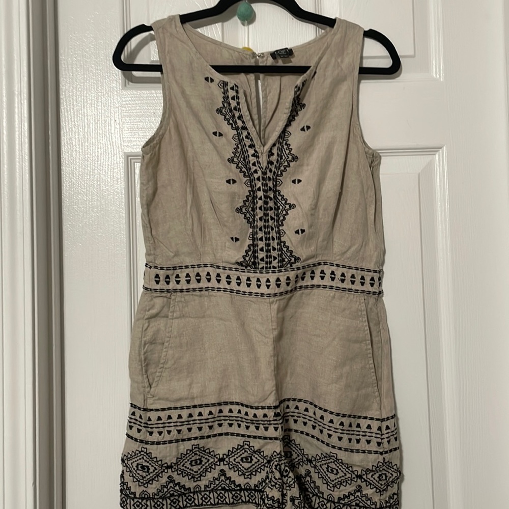 Loft Tan & Black Embroidered Linen Sleeveless Romper Size 4 Petite